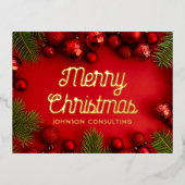 メリークリスマス赤モダンオーナメントとパイン 箔シーズンポストカード (正面)