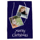 メリークリスマス2カスタム枚の写真と星 ミディアムペーパーバッグ (正面)