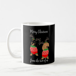 メリークリスマス2人がダックスフントを飾った コーヒーマグカップ