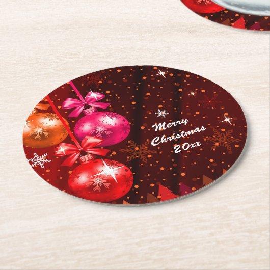 メリークリスマス20XX追加文字年レッドピンクブラウン ラウンドペーパーコースター (アングル)