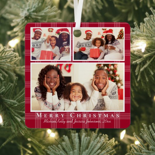 メリークリスマス3枚の写真コラージュ赤いバッファローのプレイド メタルオーナメント (インサイチュ)