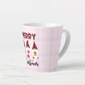 メリークリスマス – バッファロープレイド格言 カフェラテマグ (右アングル)