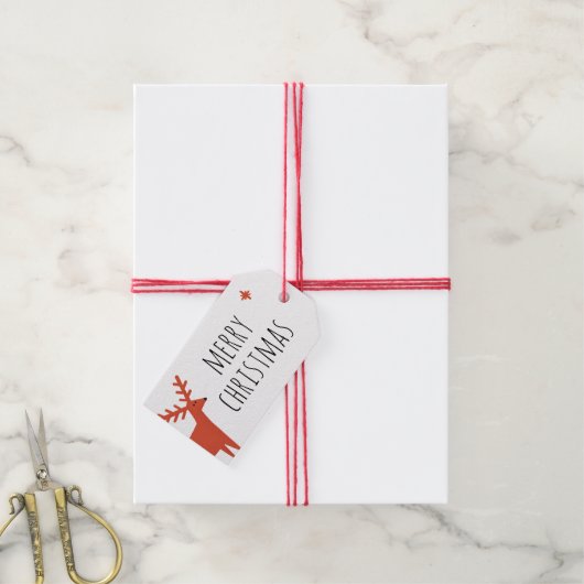 メリークリスマス | 北欧の森の赤いトナカイ ギフトタグ (より糸付き)