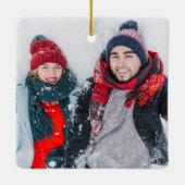 メリークリスマス 家族/カップルの名前 2枚の写真入り セラミックオーナメント (裏面)