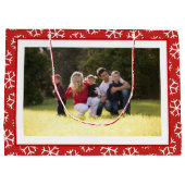 メリーパーソナライズされたクリスマス赤い雪片の写真 ラージペーパーバッグ (裏面)