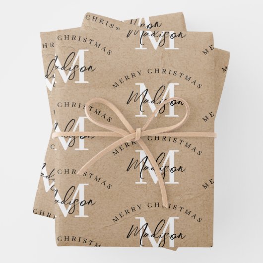 メリーパーソナライズされたクリスマス・クラフト・モノグラム ラッピングペーパーシート (インサイチュ)