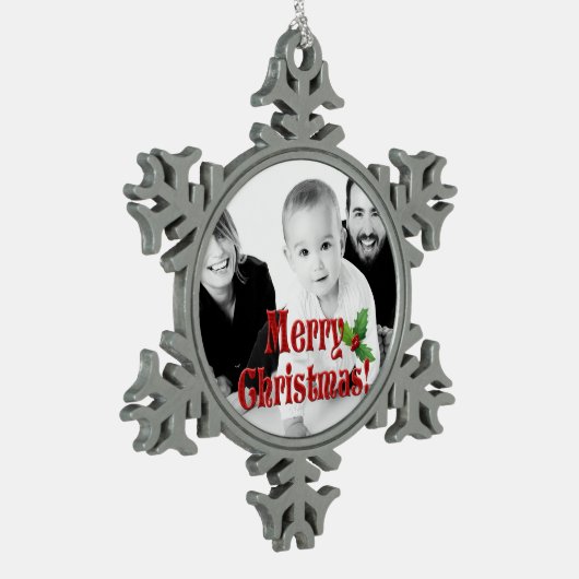 メリーモダンクリスマスとホリーのカスタム写真 スノーフレークピューターオーナメント (左)