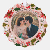 メリーモダンクリスマスのピンクの花の模様の写真 オーナメントカード (正面)