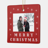 メリーモダンクリスマス雪ファミリー写真赤 セラミックオーナメント (左)