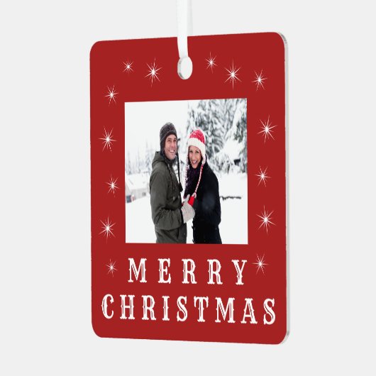 メリーモダンクリスマス雪ファミリー写真赤 メタルオーナメント (正面左)