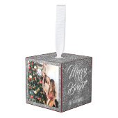 メリー明るい |グリッタークリスマス3家族の写真 キューブオーナメント (正面アングル)