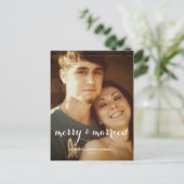 メリー結婚したクリスマス写真ホワイトスクリプトホリデー シーズンポストカード (スタンド正面)