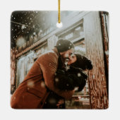 メリー結婚したクリスマス・カップル新婚2枚の写真 セラミックオーナメント (裏面)