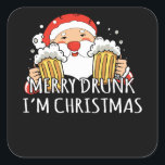メリー飲Christmas Santa Clausビール スクエアシール<br><div class="desc">休日Tシャツのギフトストストッキングstuffer.サンタクロースはトナカイのそりの雪でホホホホホホホメリークリスマスと言う。衣服の醜いセーターtシャツの足のパジャマpjsジャム付きミスタントウの下に卵を持っている。ライトつるデコレーションオーナメントキャンディーケーンジンジャーブレッドマン</div>
