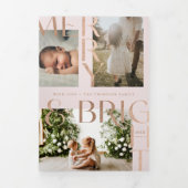 メリー&ブライトモダンフはっきりしたァミリ写真コラージュ 三つ折りクリスマスカード (カバー)