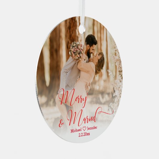 メリー&結婚した 結婚2枚の写真の赤い書道 メタルオーナメント (正面右)