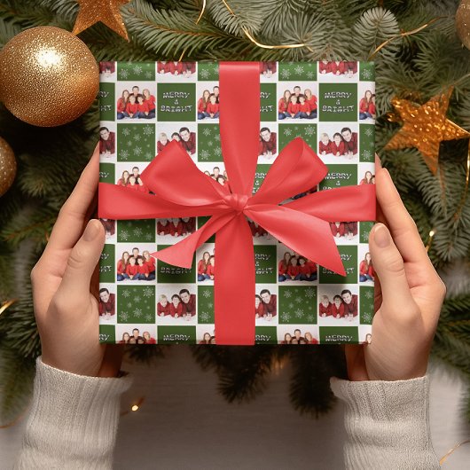 メリー&鮮やかなクリスマススノーフレーク写真グリーン ラッピングペーパーシート