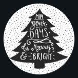 メリーBright Christmas Tree |ホリデーステッカー ラウンドシール<br><div class="desc">書道とモダンクリスマスモダンツリーイラストレーションを特徴とする休日のシール。その他の色やフォトカードやラベルなどのアイテムも用意されている。「あなたの日が明るくメリーて欲しいな」</div>