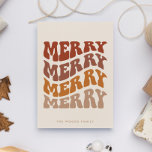 メリーGroovy波状ブラウンタイポグラフィクリスマス シーズンカード<br><div class="desc">メリーメリーメリーMerry Christmas Card：レトロなデザイン。波状のヴィンテージタイポグラフィとミュートされた茶色とベージュのパレット。</div>