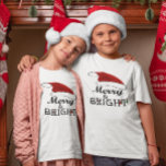 メリーSanta Hat Christmas Kidsで明るい Tシャツ<br><div class="desc">このアイテムとメリークリスマスお祝い。このデザインはどんな商品にも似合う。⭐このテンプレートをアートワークでパーソナライズする⭐さらに編集して変更を加える。⭐このデザインを製品に転送する。bit.ly/SandyspiderStoresにある私のすべての店を訪ね（カットアンドペースト）。</div>