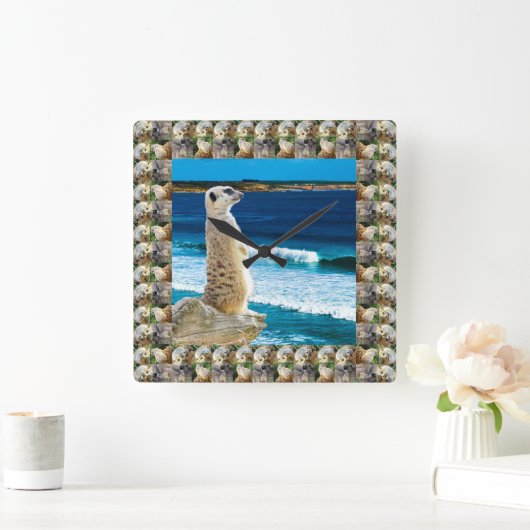 メルカートはビーチで魚を探していた。 スクエア壁時計 (ホーム)