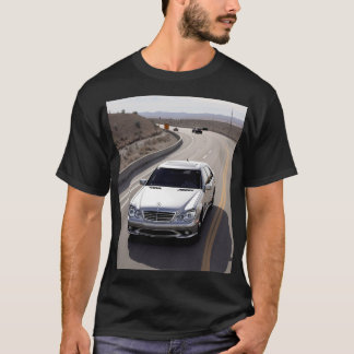 メルセデスE63 AMG Tシャツ – 高級スポーツカーE用