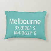 メルボルン緯度（経度） アクセントクッション (裏面)