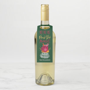 メルロクリスマスギフトワインの飲み物を注ぐ ボトルネックタグ