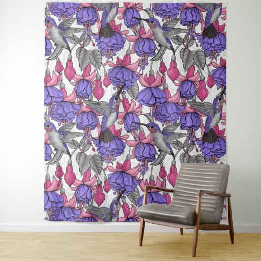 メルローズとピンクのハミングバードガーデン タペストリー (インサイチュ)