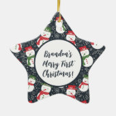 メロウ スノーメン - ファースト クリスマス フォト カスタム。 セラミックオーナメント (裏面)