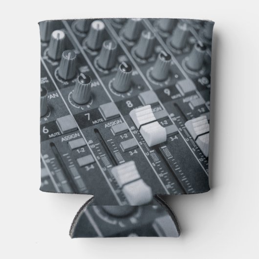 メロディック音楽ミキサー：サウンドのブレンド。 缶クーラー (正面)