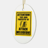 メロデオンを攻撃 セラミックオーナメント (左)