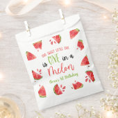 メロンに1つ1つ最初の誕生日パーティスイカ フェイバーバッグ (クリップ留めされた状態)