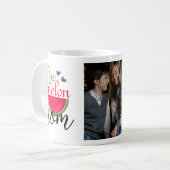 メロンのお母さんスイカ写真1枚 コーヒーマグカップ (正面左)