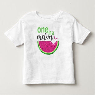 メロンの中の一つ WatermelonスライスTシャツ トドラーTシャツ