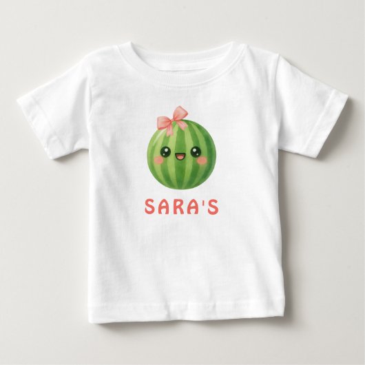メロンの中の一人 初誕生日ベビーTシャツ 女の子 ベビーTシャツ (正面)
