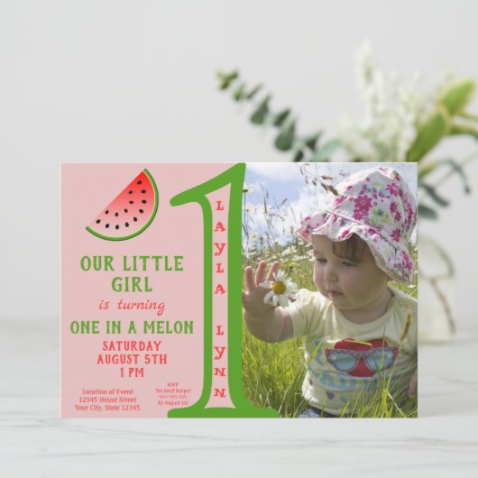 メロンをテーマにした1回目の誕生日の写真で女の子ピンク1 招待状 (スタンド正面)