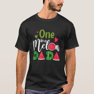 メロンダダ誕生日パーティーのマッチングの家族1 Tシャツ