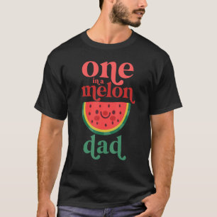 メロンパパかわいいスイカの最初のバレで1つ Tシャツ