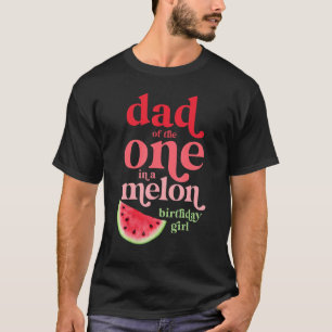 メロンパパ女の子の水の中の1つのメンズ誕生日 Tシャツ
