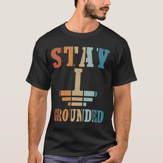 メンおもしろいズ電気技師Electrical Stay Gro Tシャツ (正面)