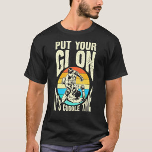 メンスその時間の自己防衛の戦士 Tシャツ