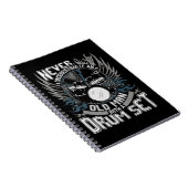 メンスはドラムを持つ老人を過小評価しない ノートブック (右側)