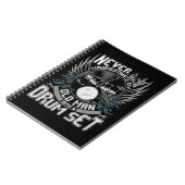 メンスはドラムを持つ老人を過小評価しない ノートブック (左側)