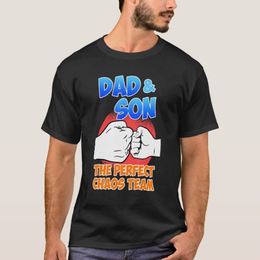 メンスパパアンドソンカオスチームダディソン Tシャツ (正面)