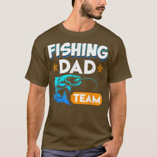 メンス魚釣りパパチームアングラーファミリーエンジェルダディ Tシャツ