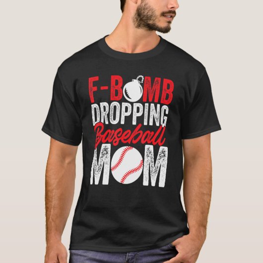 メンス・グラフィック爆弾投下の野球ママ Tシャツ (正面)