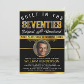 メンズおもしろい誕生日70年代に構築 招待状 (スタンド正面)