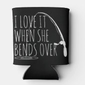 メンズおもしろい魚釣り彼女がFを曲げると大好き 缶クーラー (裏面)