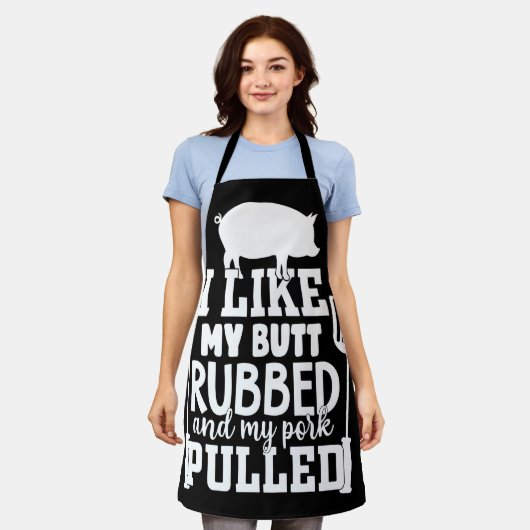 メンズおもしろいBBQ – 私は私のお尻を擦ったTシャツが好き エプロン (着用した状態)